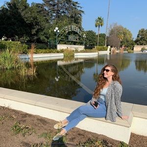 Meet your Posher, Lisa